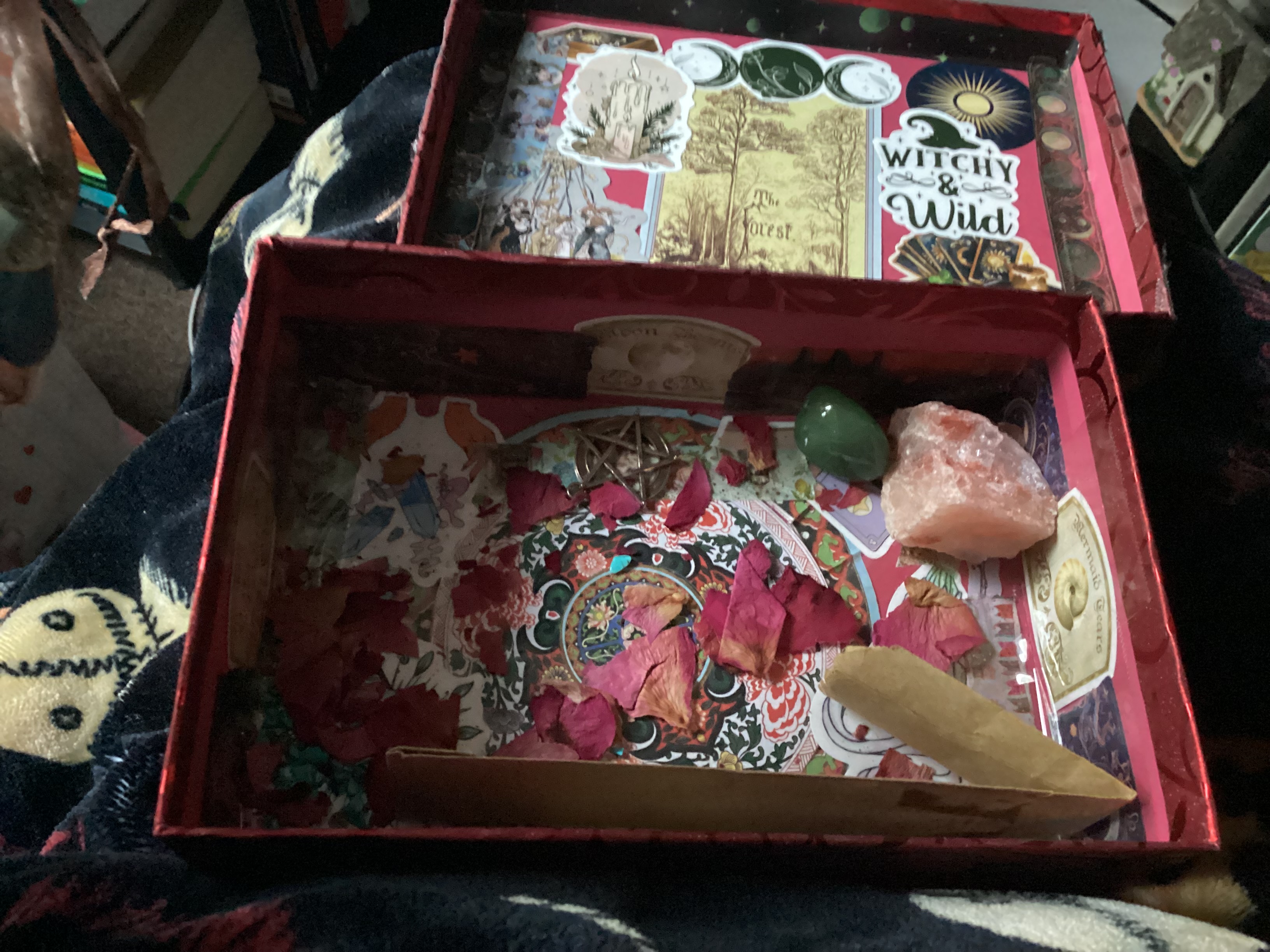 A small ornate box for spells.